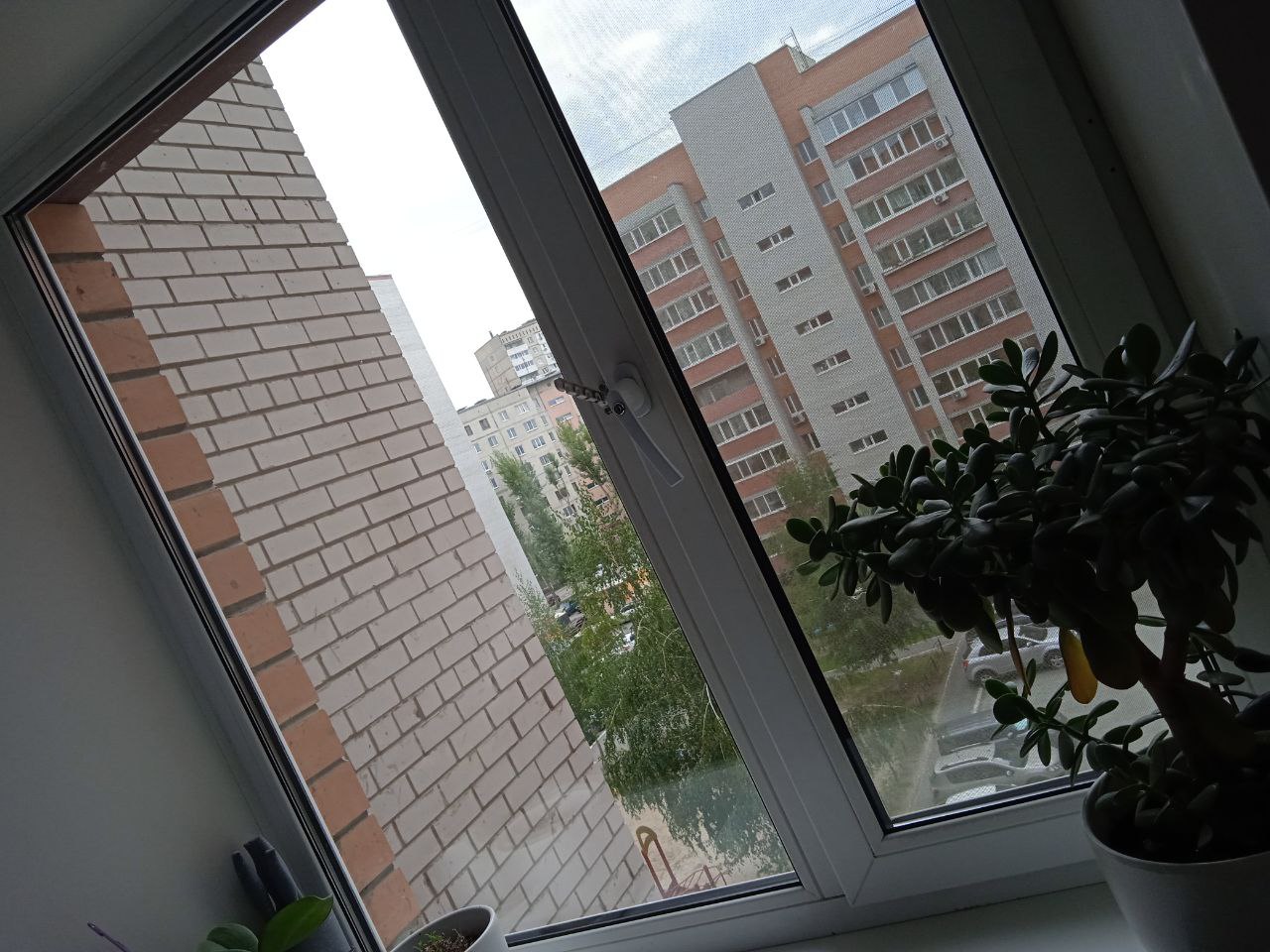 https://belogorsk.delaem-okna.ru/storage/app/uploads/public/63f/331/482/63f3314825041844371864.jpg